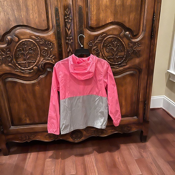 The North Face Hooded Wind Jacket - Picture 2 of 4